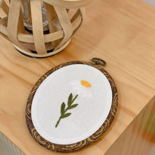 Load image into Gallery viewer, [NEW!] 法式刺繡班 French Embroidery (入門班)
