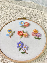 Load image into Gallery viewer, 法式刺繡班 French Embroidery (進階 - 立體刺繡)
