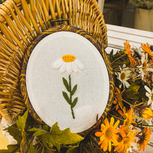 Load image into Gallery viewer, [NEW!] 法式刺繡班 French Embroidery (入門班)
